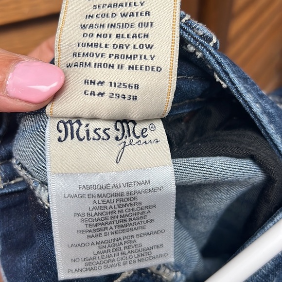 📌Sold on live📌Miss Me Born To Be Boho Ankle Jeans Womens 27 Aztec Frayed Hem - Picture 13 of 16